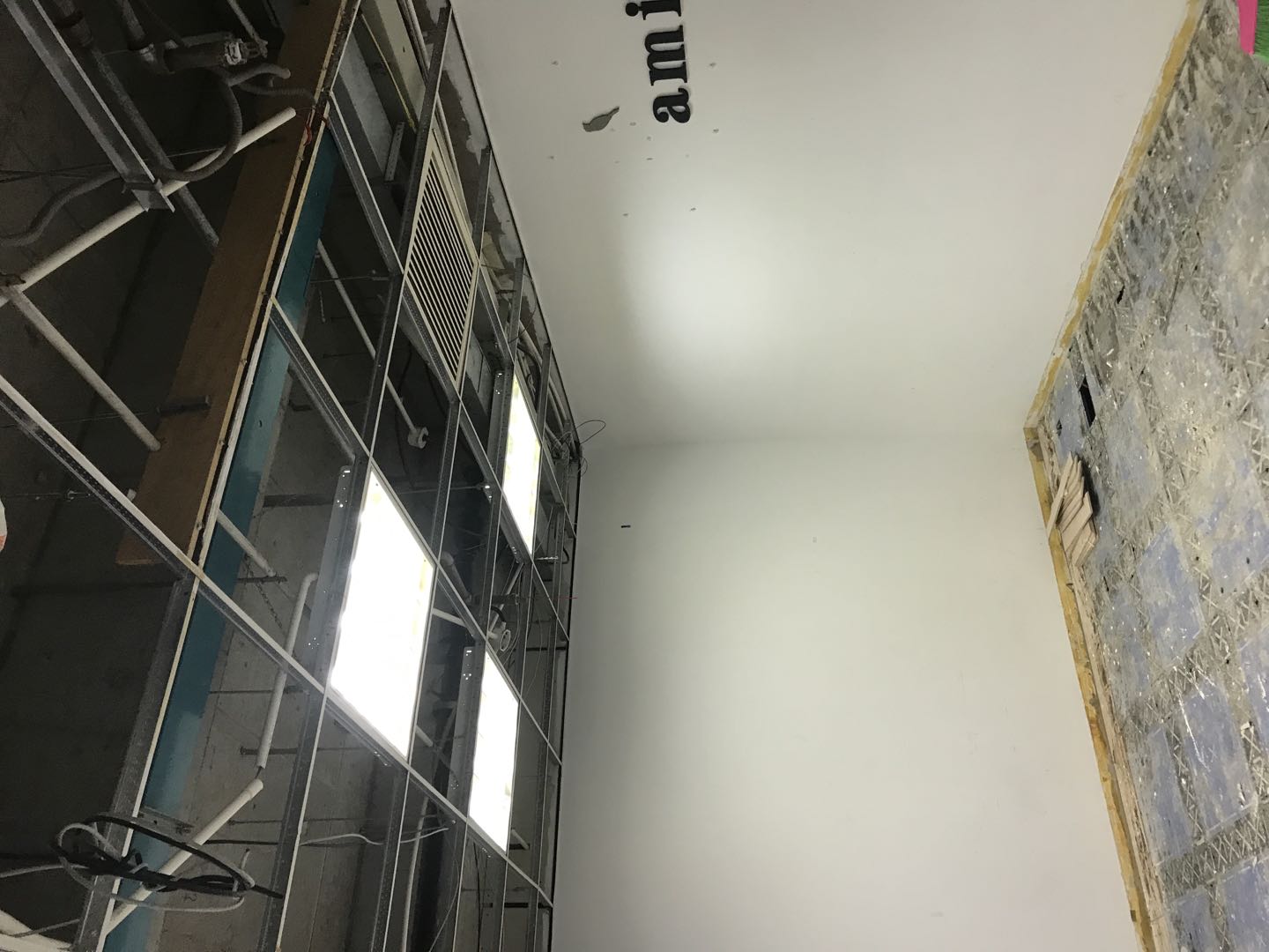 長寧石化盈科辦公室改造翻新裝修-第3張圖片-上海古都建筑設(shè)計(jì)集團(tuán)