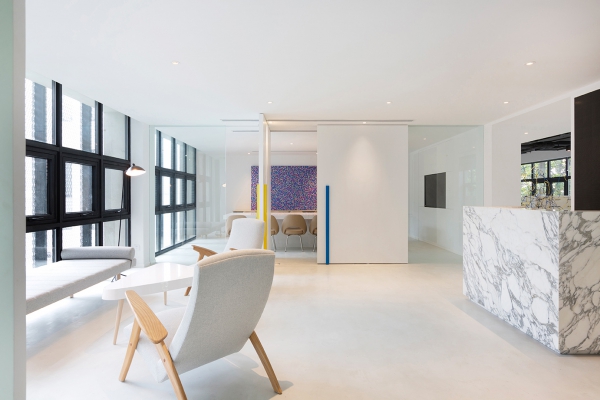 公關(guān)公司上海辦公室設(shè)計裝潢效果-第2張圖片-上海古都建筑設(shè)計集團