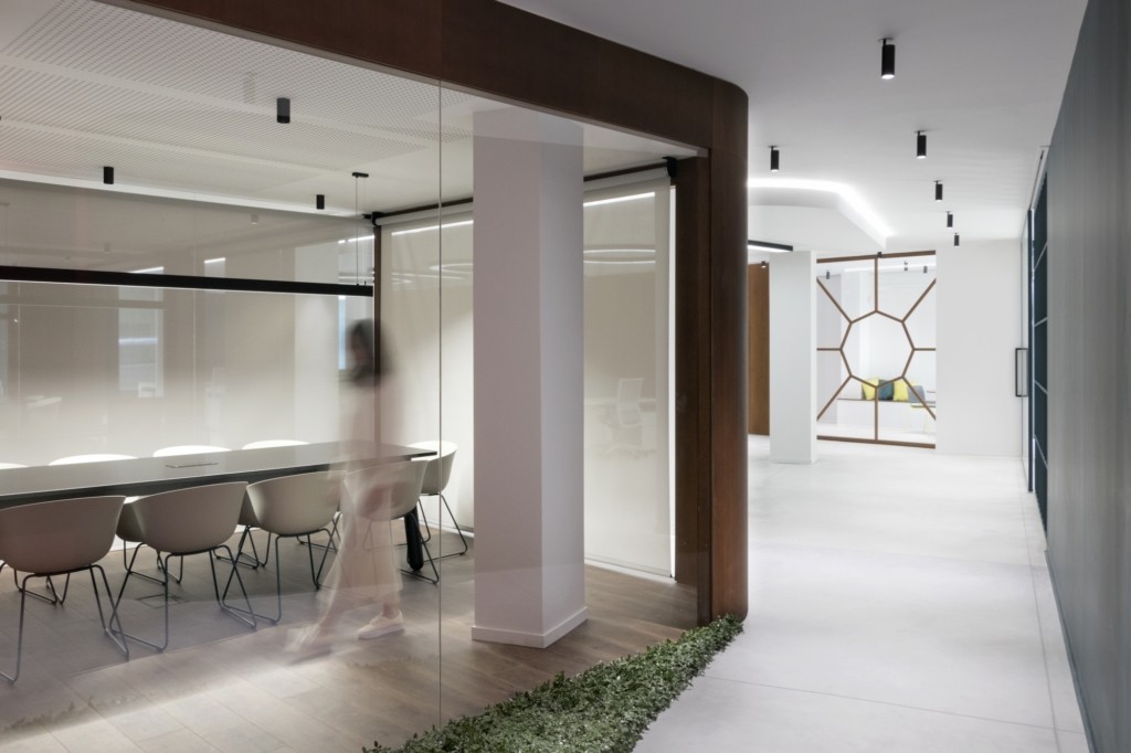 普陀辦公室裝修計(jì)算機(jī)咨詢(xún)?cè)O(shè)計(jì)案例-第2張圖片-上海古都建筑設(shè)計(jì)集團(tuán)