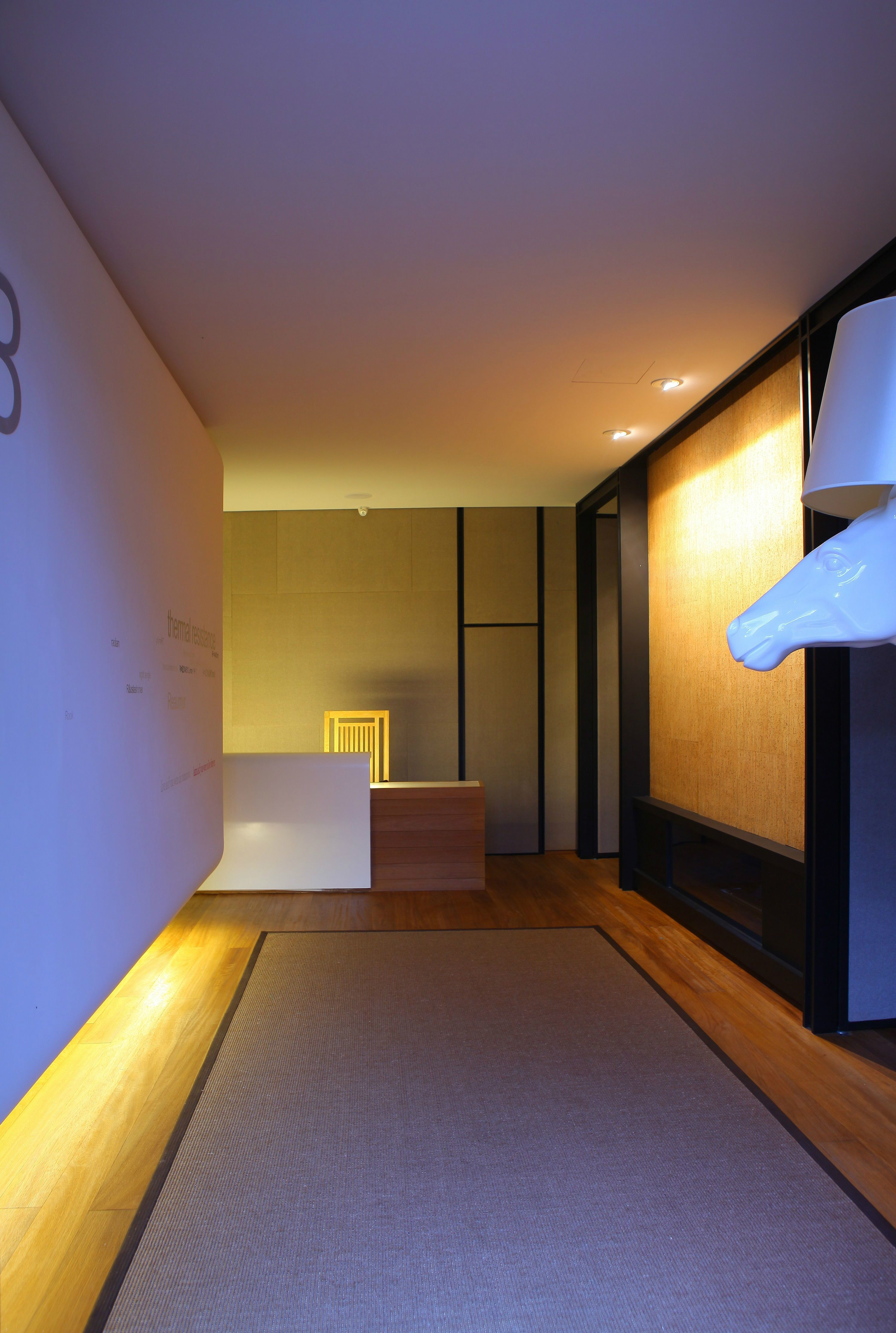 黃浦區(qū)120平設(shè)計公司辦公室裝修案例-第3張圖片-上海古都建筑設(shè)計集團