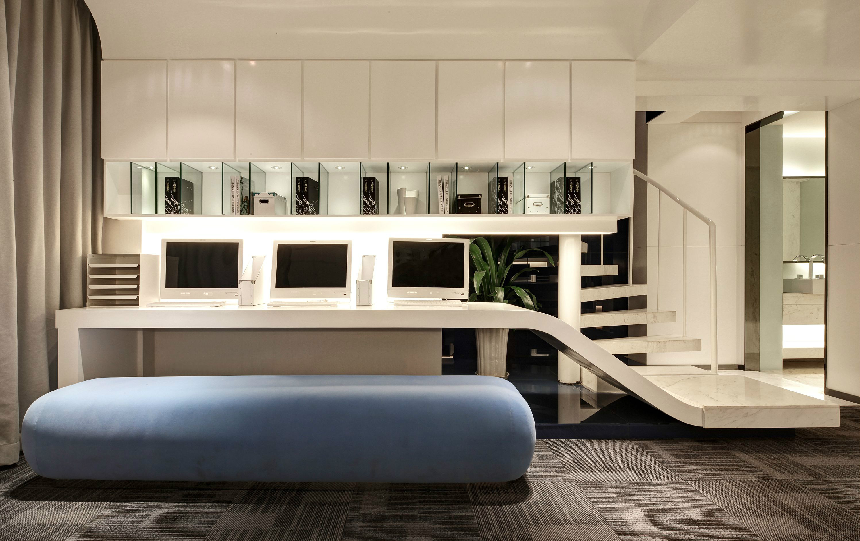 黃浦區(qū)英倫風(fēng)格辦公室裝修設(shè)計(jì)-第2張圖片-上海古都建筑設(shè)計(jì)集團(tuán) 黃浦區(qū)英倫風(fēng)格辦公室裝修設(shè)計(jì)-第2張圖片-上海古都建筑設(shè)計(jì)集團(tuán)