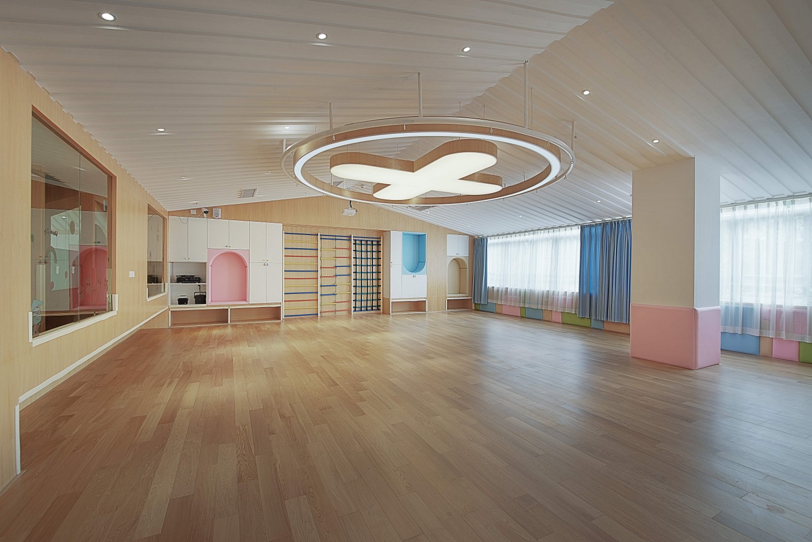 簡約風(fēng)早教中心辦公室裝修設(shè)計-第4張圖片-上海古都建筑設(shè)計集團