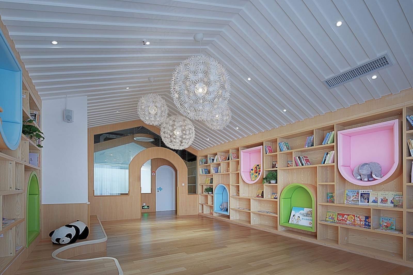 簡約風(fēng)早教中心辦公室裝修設(shè)計-第3張圖片-上海古都建筑設(shè)計集團