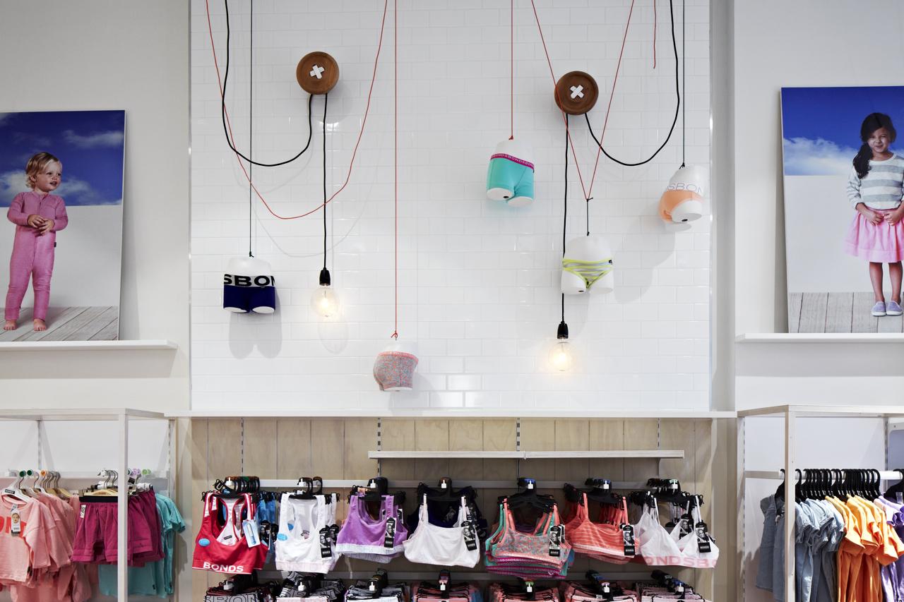 現(xiàn)代時尚童裝店裝修設(shè)計-第1張圖片-上海古都建筑設(shè)計集團(tuán)