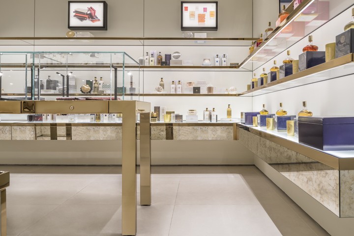 奢華簡(jiǎn)約化妝品店裝修設(shè)計(jì)-第1張圖片-上海古都建筑設(shè)計(jì)集團(tuán)