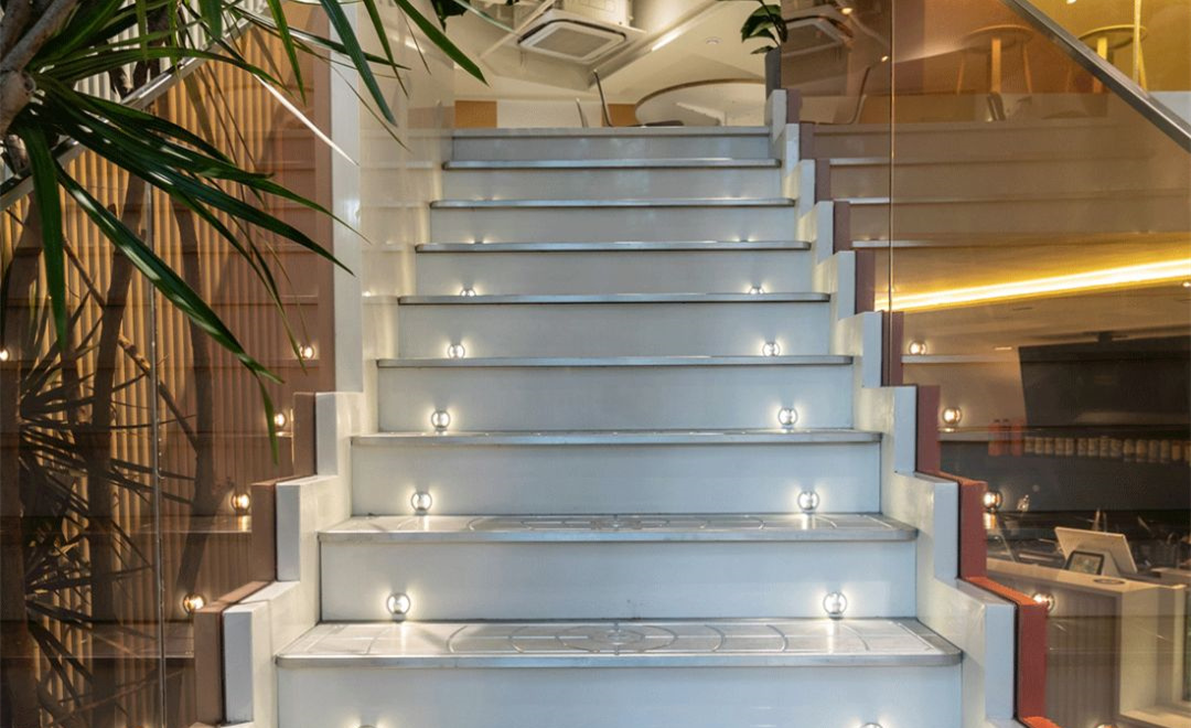 簡(jiǎn)約現(xiàn)代餐廳裝修設(shè)計(jì)-第2張圖片-上海古都建筑設(shè)計(jì)集團(tuán)