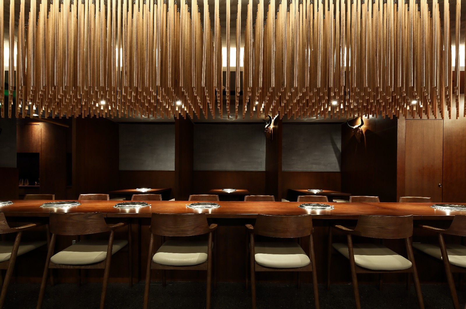 高檔古典火鍋店裝修設(shè)計-第3張圖片-上海古都建筑設(shè)計集團(tuán)