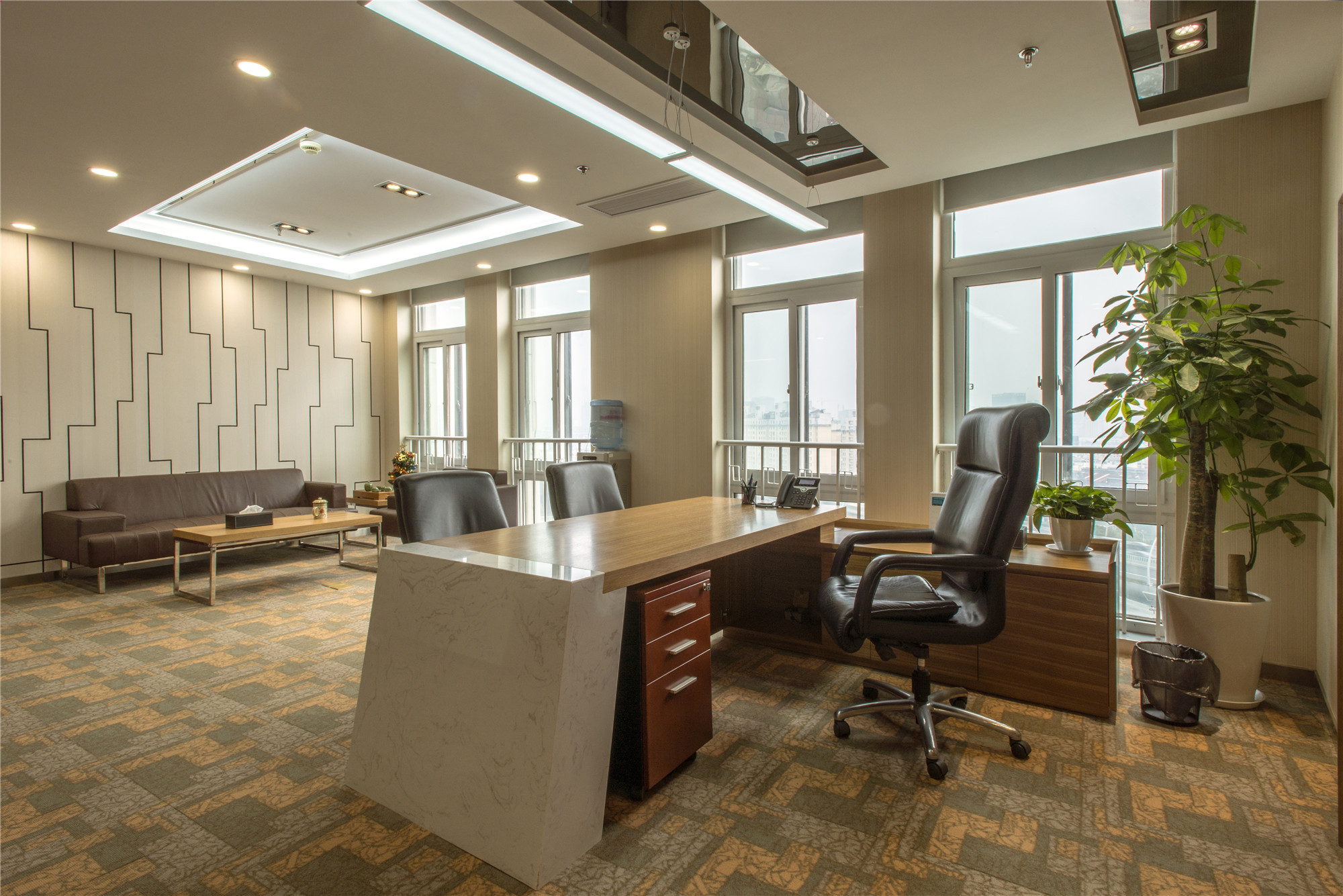 簡約流暢風(fēng)格寫字樓裝修設(shè)計(jì)-第5張圖片-上海古都建筑設(shè)計(jì)集團(tuán)