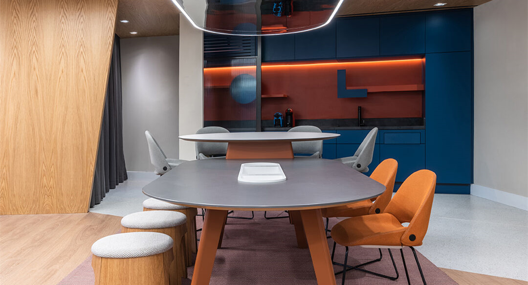 時尚簡約公共辦公空間裝修設(shè)計(jì)-第4張圖片-上海古都建筑設(shè)計(jì)集團(tuán)