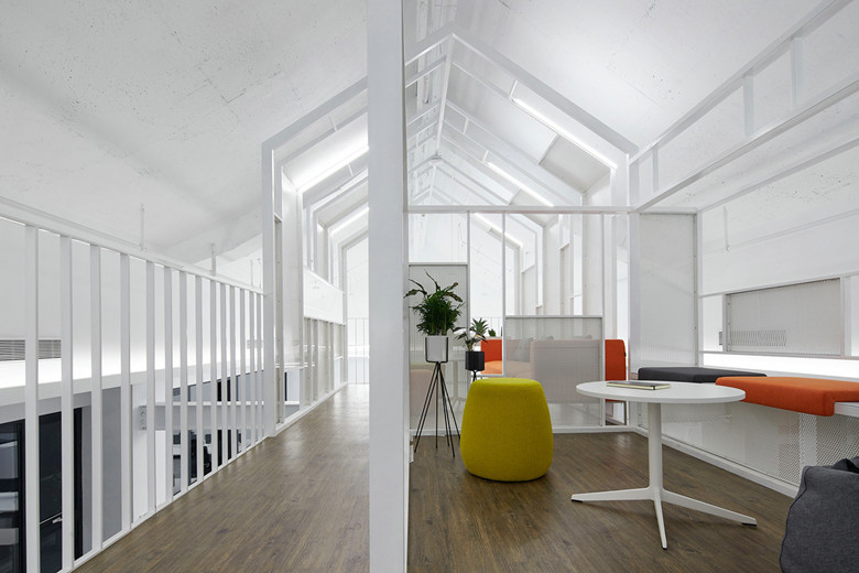 上海楊浦辦公室裝修660平米空間辦公室效果-第2張圖片-上海古都建筑設(shè)計集團(tuán)