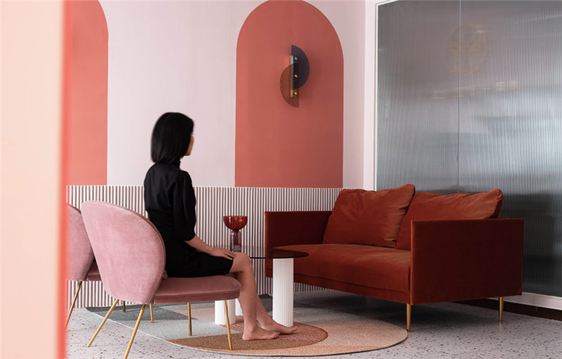 2000平米佳悅美容院裝修設(shè)計效果圖-第1張圖片-上海古都建筑設(shè)計集團(tuán)