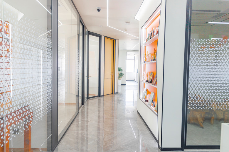 黃浦5800平米信息科技公司辦公室裝修-第2張圖片-上海古都建筑設(shè)計(jì)集團(tuán) 黃浦5800平米信息科技公司辦公室裝修-第2張圖片-上海古都建筑設(shè)計(jì)集團(tuán)