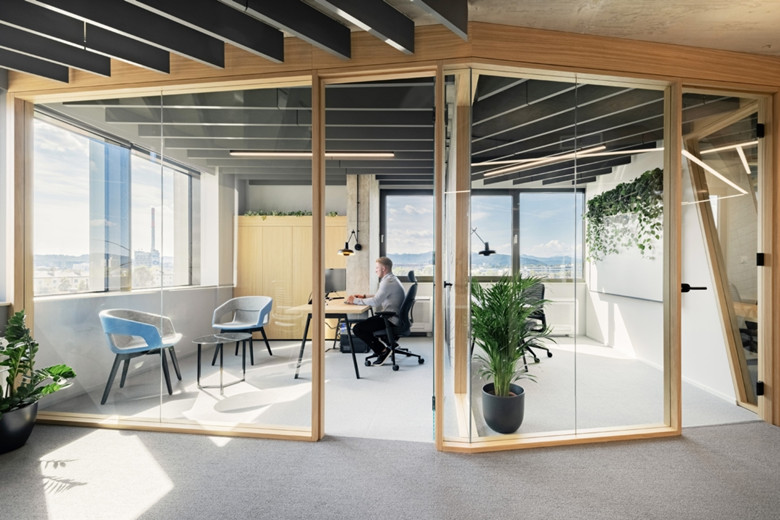 創(chuàng)意風(fēng)格金融公司辦公空間設(shè)計(jì)方案-辦公室裝修設(shè)計(jì)效果圖-第5張圖片-上海古都建筑設(shè)計(jì)集團(tuán)