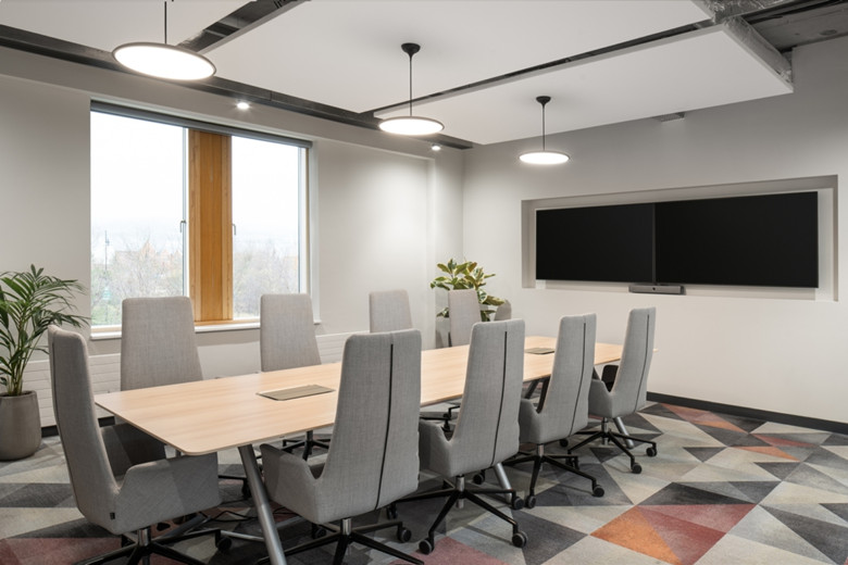 1000平數(shù)據(jù)中心公司辦公室設(shè)計(jì)布局-辦公室裝修設(shè)計(jì)效果圖-第6張圖片-上海古都建筑設(shè)計(jì)集團(tuán)