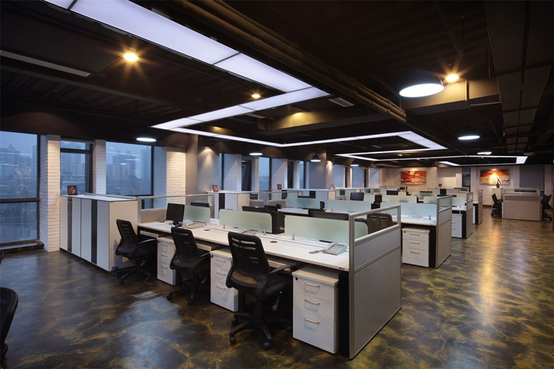 暗黑創(chuàng)意軟件公司辦公室設(shè)計(jì)布局-辦公室裝修設(shè)計(jì)效果圖-第3張圖片-上海古都建筑設(shè)計(jì)集團(tuán)