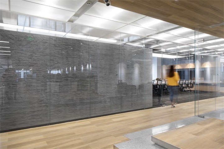 2000平廣告公司高端辦公室設(shè)計效果-辦公室裝修設(shè)計效果圖-第4張圖片-上海古都建筑設(shè)計集團 2000平廣告公司高端辦公室設(shè)計效果-辦公室裝修設(shè)計效果圖-第4張圖片-上海古都建筑設(shè)計集團