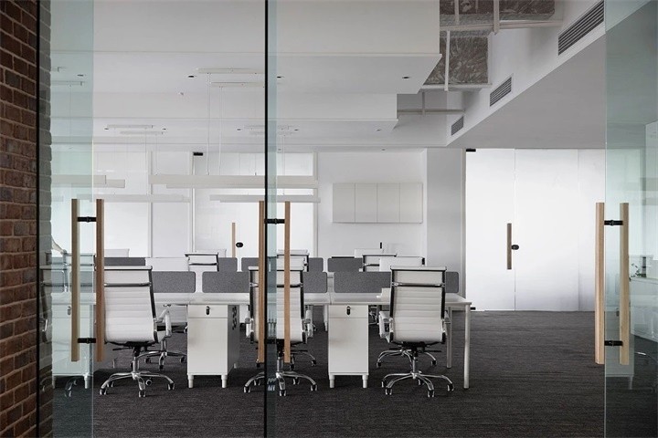 徐匯辦公室裝潢550平律師事務(wù)所設(shè)計(jì)方案-辦公室裝修設(shè)計(jì)效果圖-第2張圖片-上海古都建筑設(shè)計(jì)集團(tuán) 徐匯辦公室裝潢550平律師事務(wù)所設(shè)計(jì)方案-辦公室裝修設(shè)計(jì)效果圖-第2張圖片-上海古都建筑設(shè)計(jì)集團(tuán)